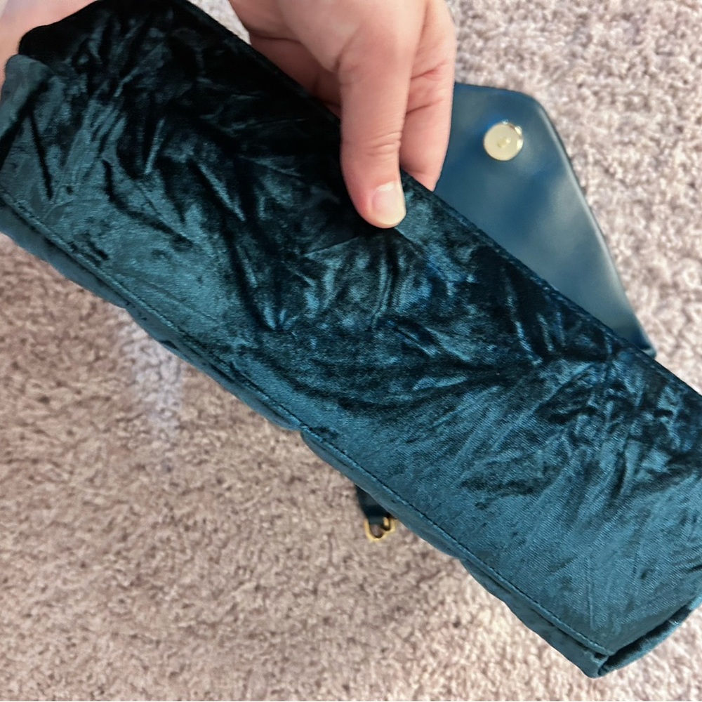 YSL emerald green velvet bag. Small - Picture 6 of 16